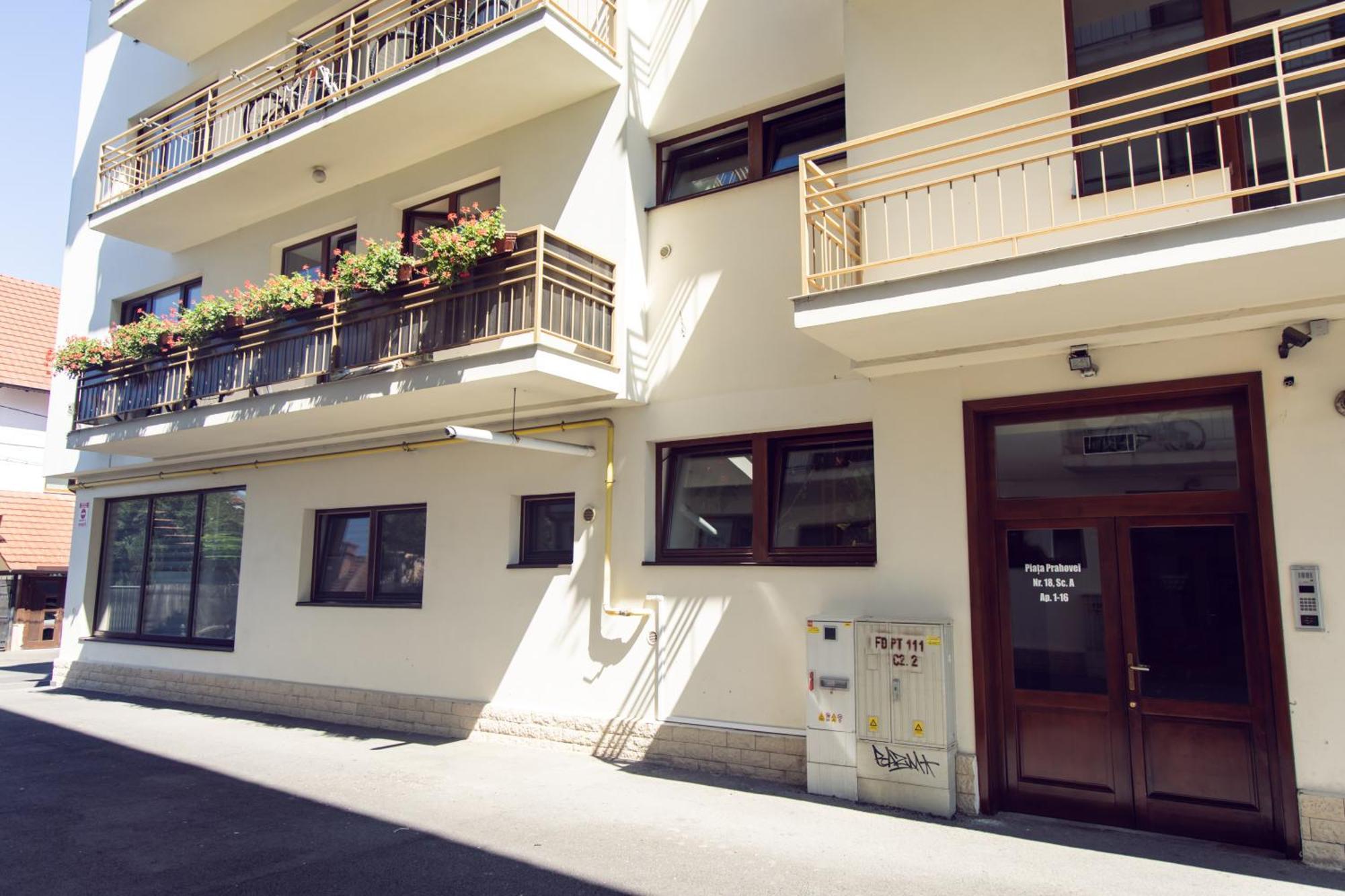 Amber Apartments Sibiu Exteriör bild