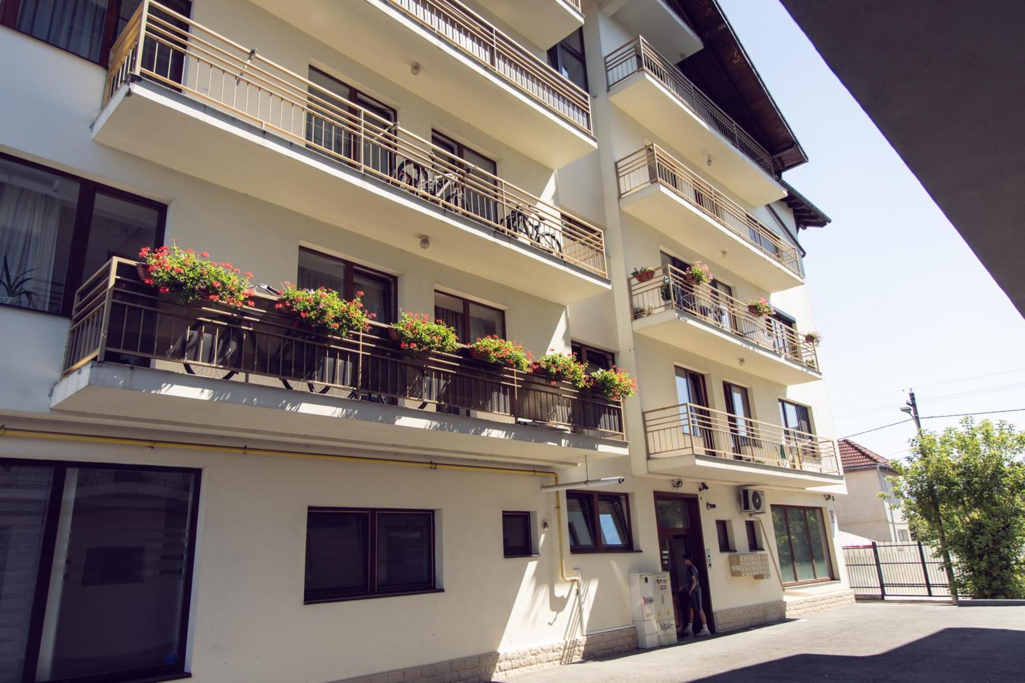 Amber Apartments Sibiu Exteriör bild